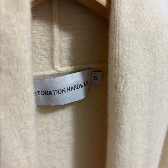 100% cashmere beautiful Cream Robe - Picture 4 of 6